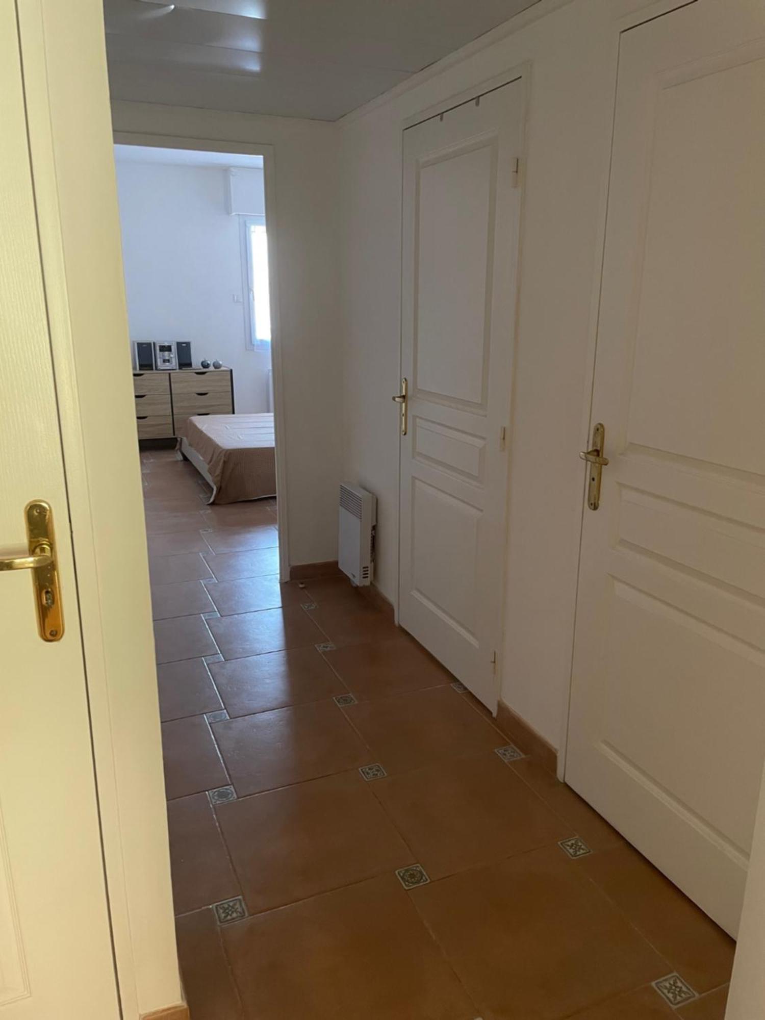 2 Pieces Saint Raphael Renove, Classe 4 Etoiles, 100 M Plages, Piscine, Tennis, Parc, Terrasse, Jardin Privatif Buitenkant foto