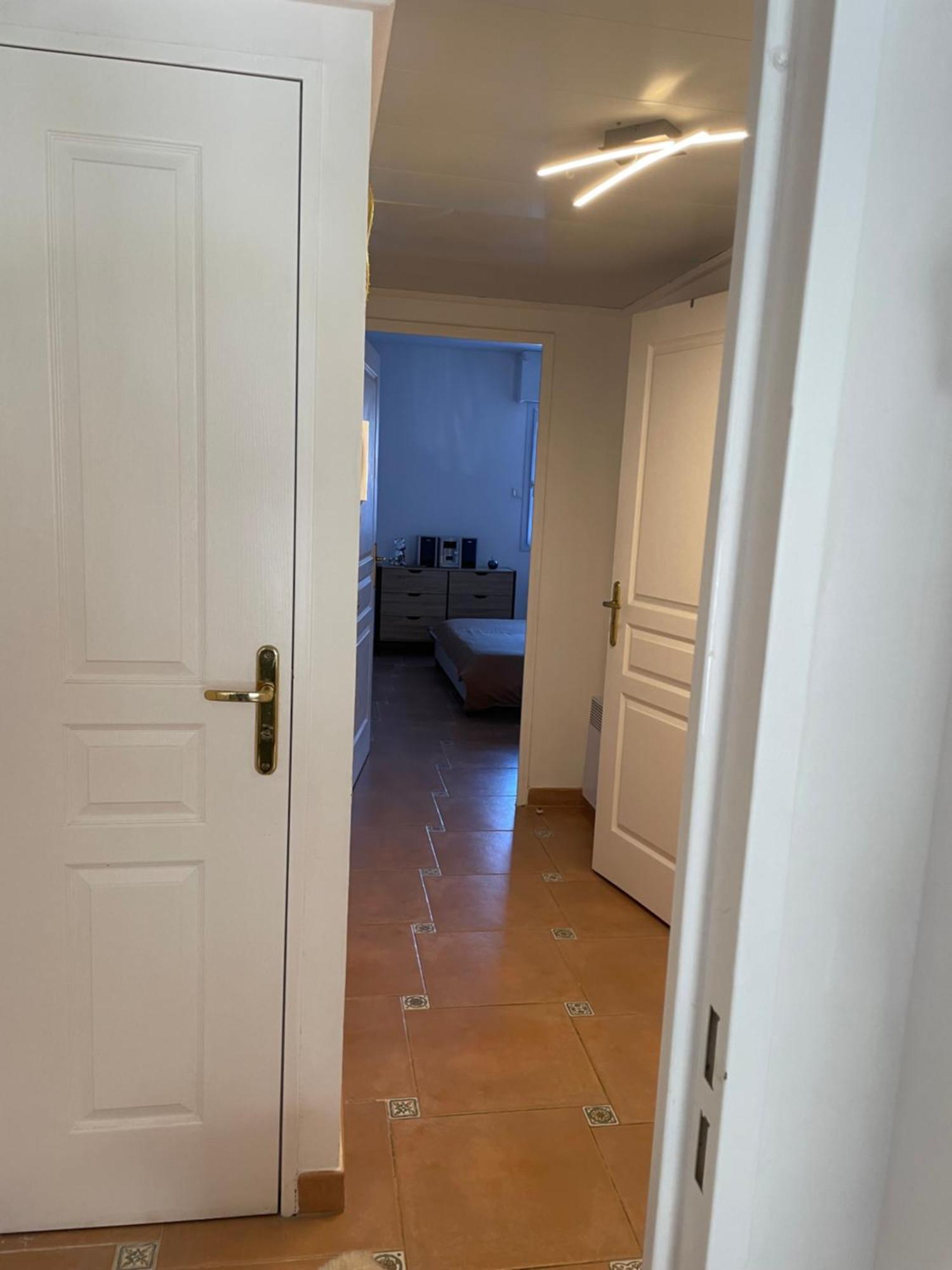 2 Pieces Saint Raphael Renove, Classe 4 Etoiles, 100 M Plages, Piscine, Tennis, Parc, Terrasse, Jardin Privatif Buitenkant foto